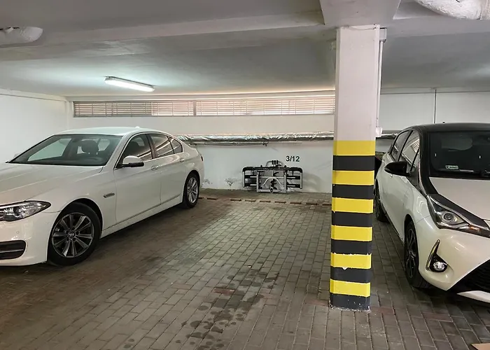 Unit Deluxe شقة *