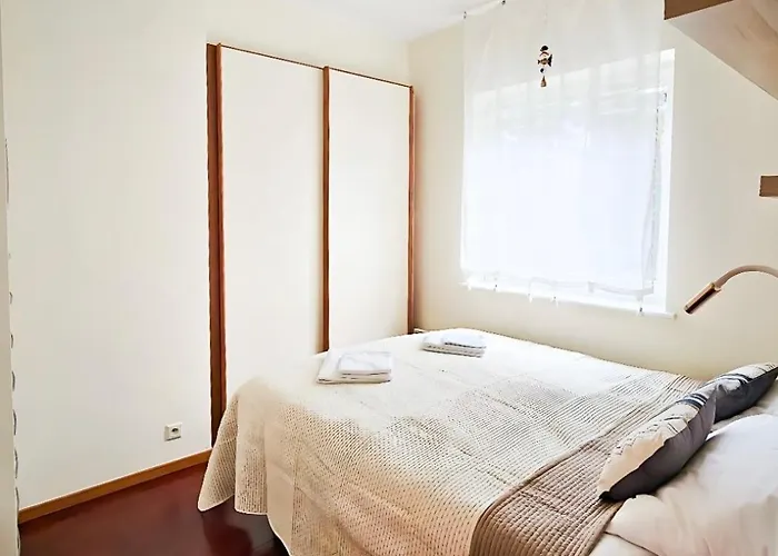 Unit Deluxe شقة يوراتا